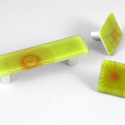 Knobs - Cabinet And Drawer Knobs