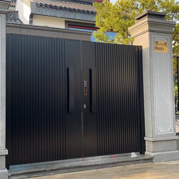 The beauty of the Fully series of fences and courtyard gates
