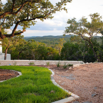 Modern: 4,950 ft², 4 BR/4 BA/2 ST home