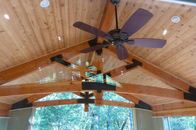 Inspiration for a craftsman living room remodel