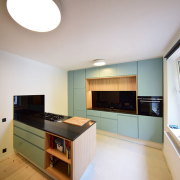Küche in Grünblau