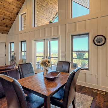 Lola Summit: Craftsman/Farmhouse Home