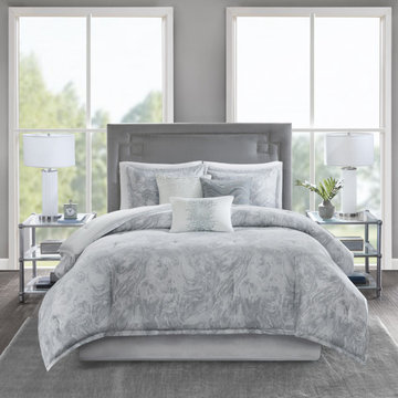Bed Bath & Beyond