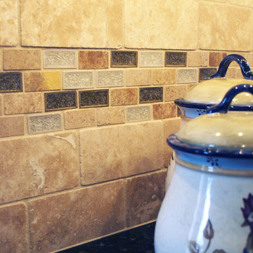 Builder's Grade Kitchen Gets an Upgrade