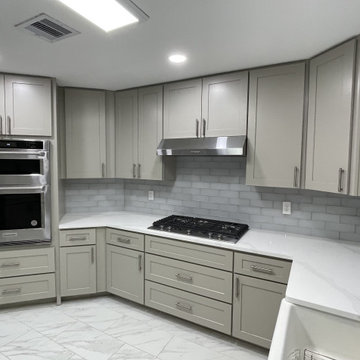 Contemporary Kitchen Remodeling in Cypress, TX