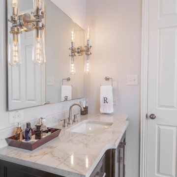 A Builder-Grade Master Bathroom Gets A Modern Upgrade
