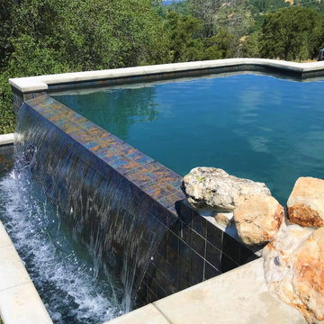 Auburn Vanishing Edge Pool