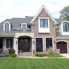 Front Porch/Yard