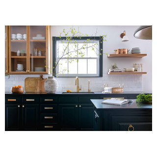 Highland Park Phase 2 - Transitional - Kitchen - Dallas - by Urbanology ...