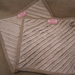 RUSSIA HOUSE COLLECTION - Organic Linen Chenille Washcloth - Bathroom Accessories