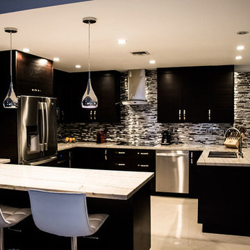 modern kitchen wengue colored with white macaubas quartzite countertop