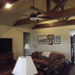 Charming Farmhouse, Howe - Products