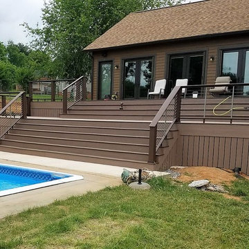 Charles Town, Modern Multi-Level Deck