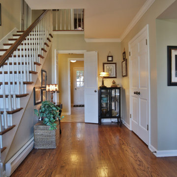 Entry Way & Landing - Maximize Space & Aesthetic