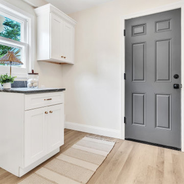 Nakan Craftsman | Modin Rigid LVP Collection Scandinavian Customer Space | CT