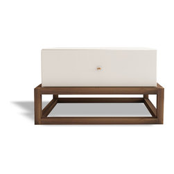peradesign/contemporary - Living Room Furniture