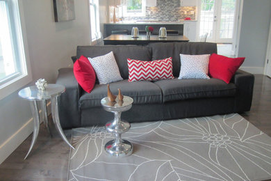 Inspiration for a timeless living room remodel in London