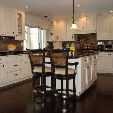 Transitional Kitchen & Bath Remodel
