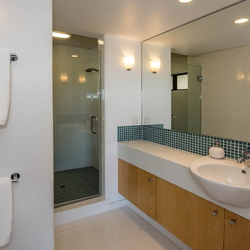 Hillcrest Custom Contemporary