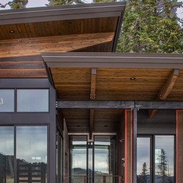 Priest Lake Modern Cabin