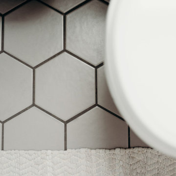 Mid-Century Eclectic - Bathroom