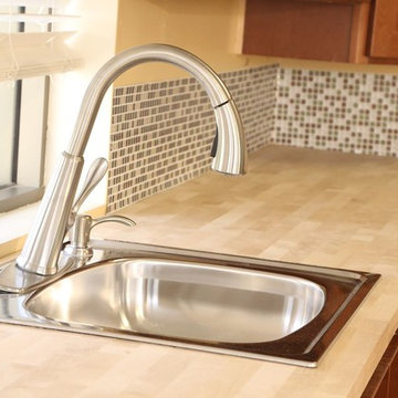 Findley & Myers Montauk Cherry Kitchen Cabinets