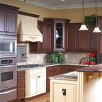 New Kitchen in Historic Downtown Charleston, SC Townhouse - Traditional