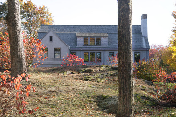 6 ventajas y 6 inconvenientes de plantar césped en el jardín