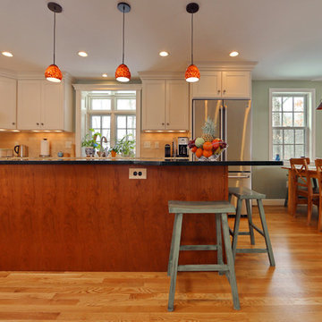 Transitional Farmhouse Kitchen