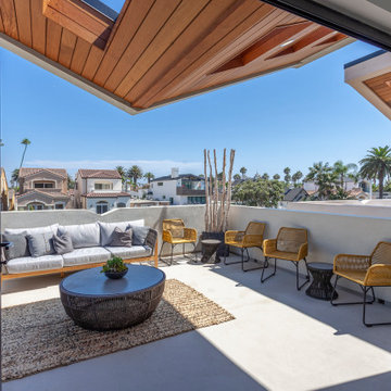 Contemporary | Huntington Beach Townhome