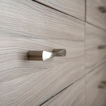 Fitted Bedroom Wardrobes and Chest of Drawers