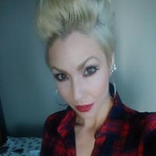 Shannon Rozon's photo