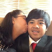 Vicky Manuzon's photo