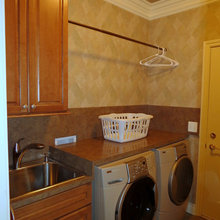Garage Laundary Room
