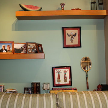 Decorating with vintage tennis racket mirrors