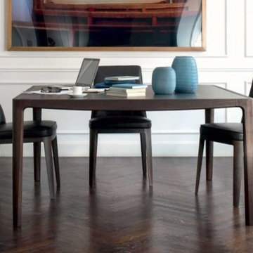 Vesta Chairs by Natuzzi Italia