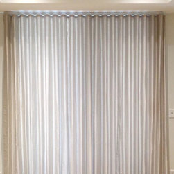 Los Angeles Condo - Curtains