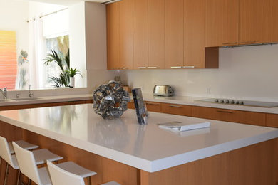 Minimalist home design photo in Other
