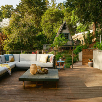 Hilltop Hot Tub Refuge