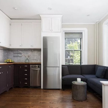 Great compact appliances for this small kitchen