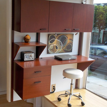 Moderini Wall System work station