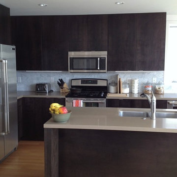 B- Line Small 003 | kitchen