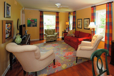 Elegant living room photo in Little Rock