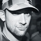 Niko Arkitek's photo