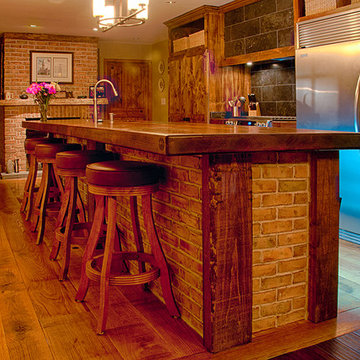 Modern Colonial Kitchen