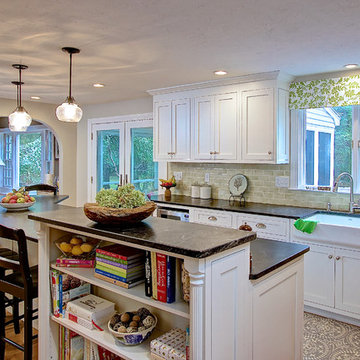 Expansive Sudbury Family Kitchen