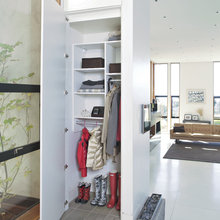 BO CLOSET
