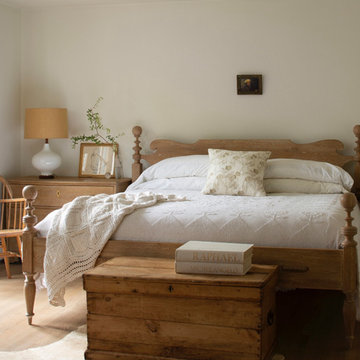 Woodbridge Furniture, Authorized Dealer