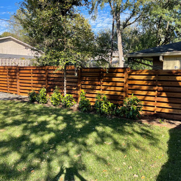 Horizontal Shadowbox Fence - Good Neighbor Fence