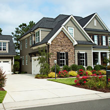 House with Garage and Room above